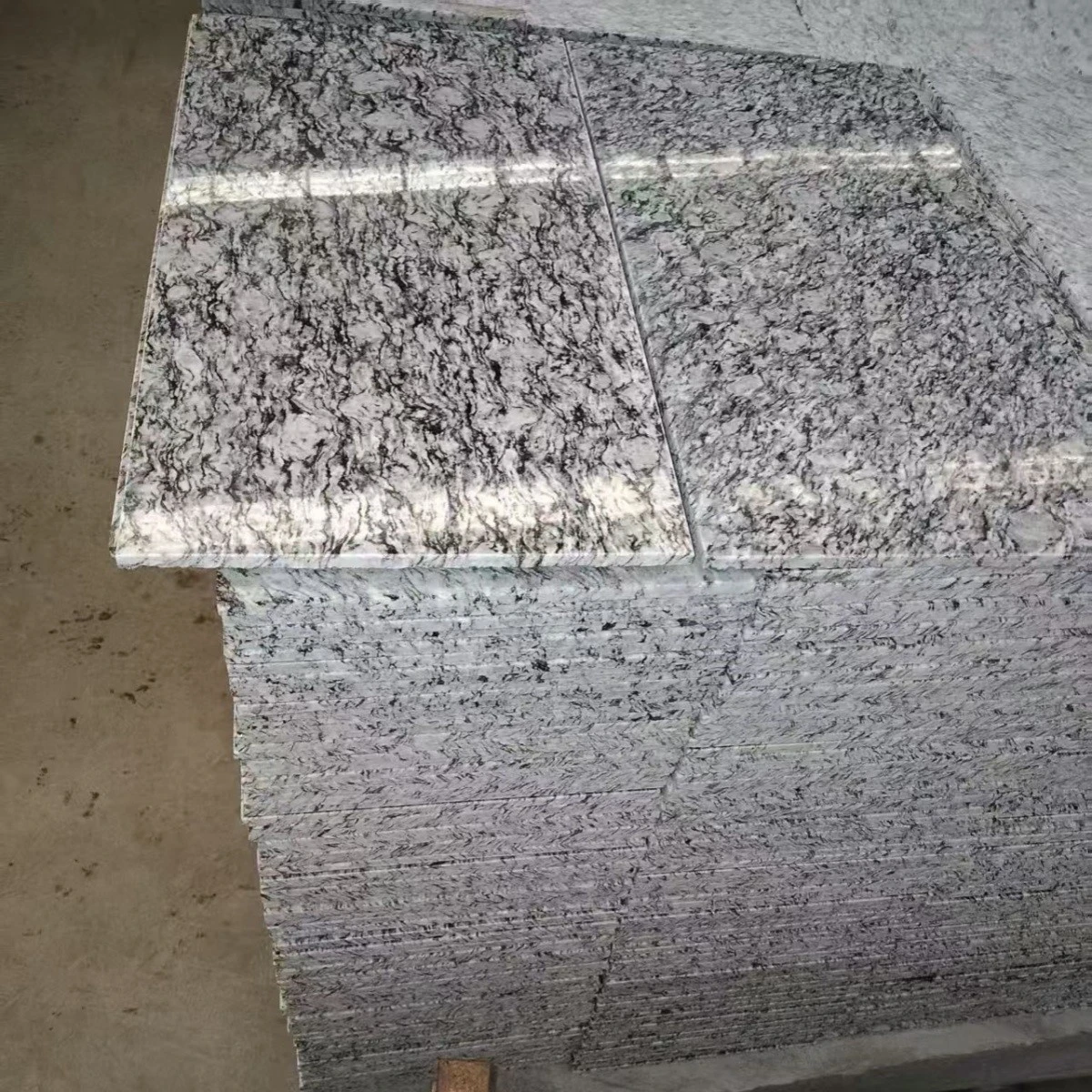 wave white granite tone consistency.jpg wave white granite tone consistency.jpg